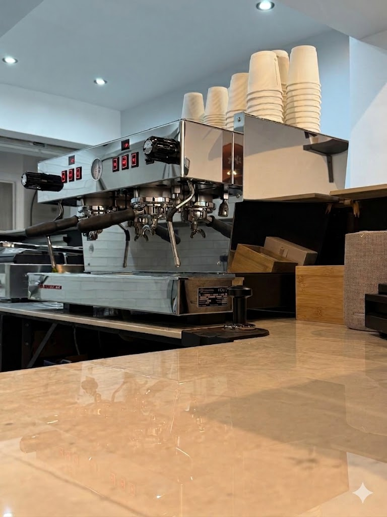 The PLNTD espresso machine